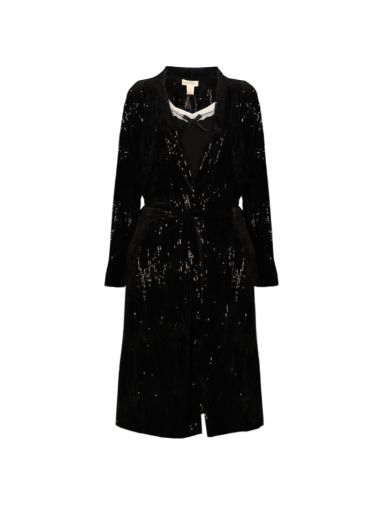 قميص نوم نسائي شتوي قطعتين بتفاصيل ترتر لامع وحواف دانتيل أنيقة 