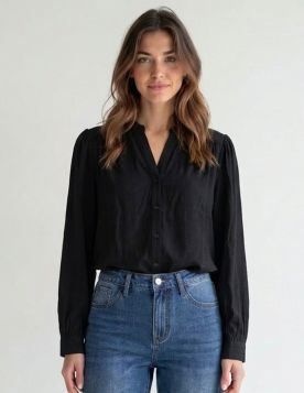 قميص نسائي بياقة ماندارين بكسرات أمامية