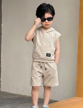 طقم ترنج ولادي كاجوال بغطاء للرأس