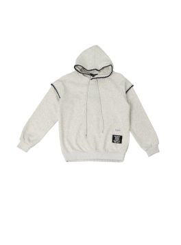 هودي نسائي شتوي بتفاصيل حياكة متباينة وتصميم عصري