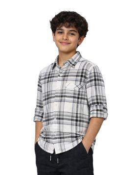 قميص ولادي كاروهات بياقة كلاسيكية