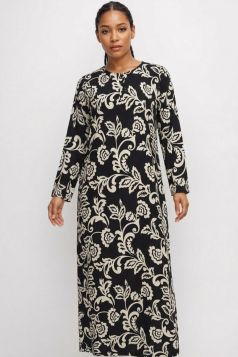 قميص نسائي طويل بنقوش تشجير كلاسيكية