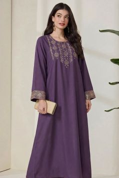 جلابية نسائية بتطريزات هندسية راقية