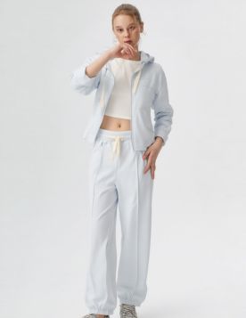 ترنج نسائي شتوي بسحاب وغطاء رأس للراحة