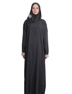 شرشف صلاة نسائي مزين بالدانتيل