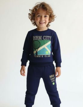 ترنج شتوي للأولاد بطبعة ماركة اتش ار ام وكرة التنس