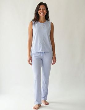 طقم بيجاما نسائي مريح بتفاصيل مخرمة